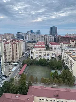 Satılır 2 otaqlı mənzil 92.5 m²