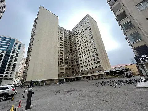 Satılır 2 otaqlı mənzil 92.5 m²