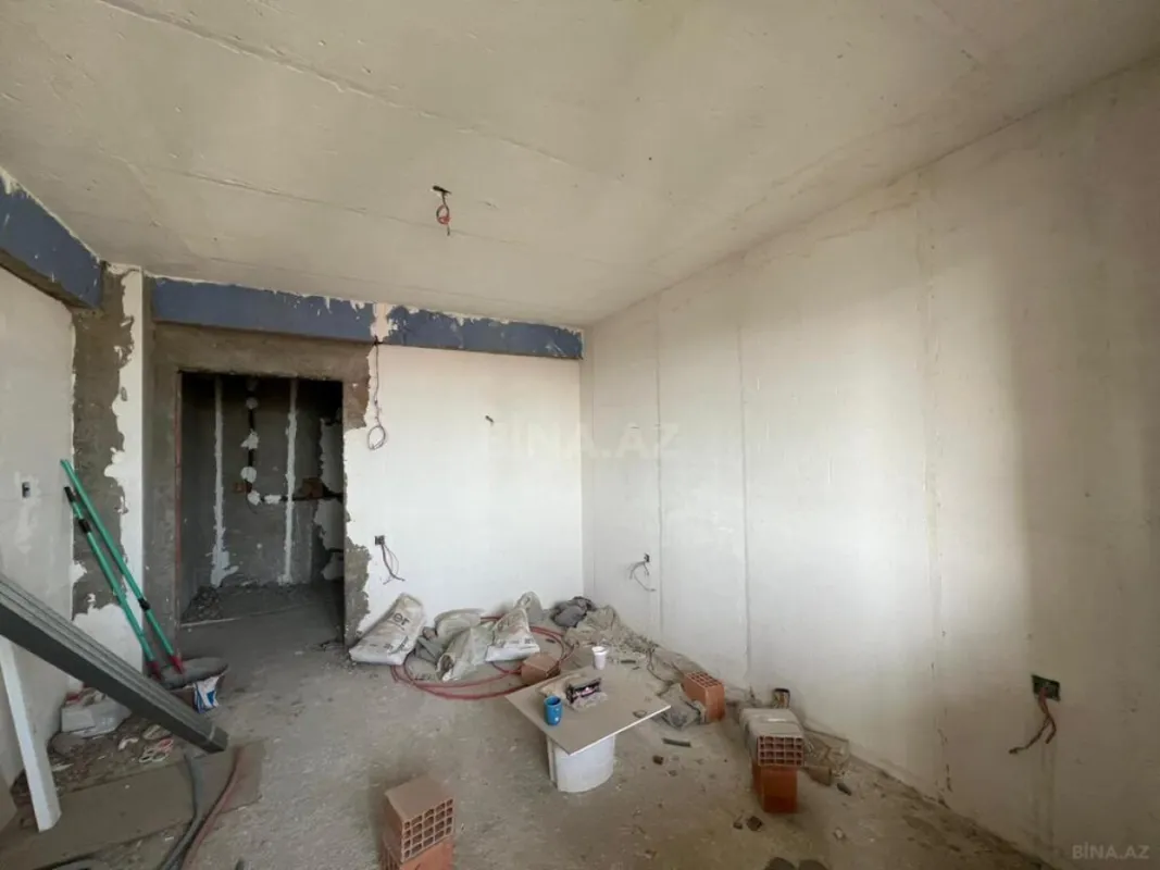 Satılır 2 otaqlı mənzil 92.5 m²