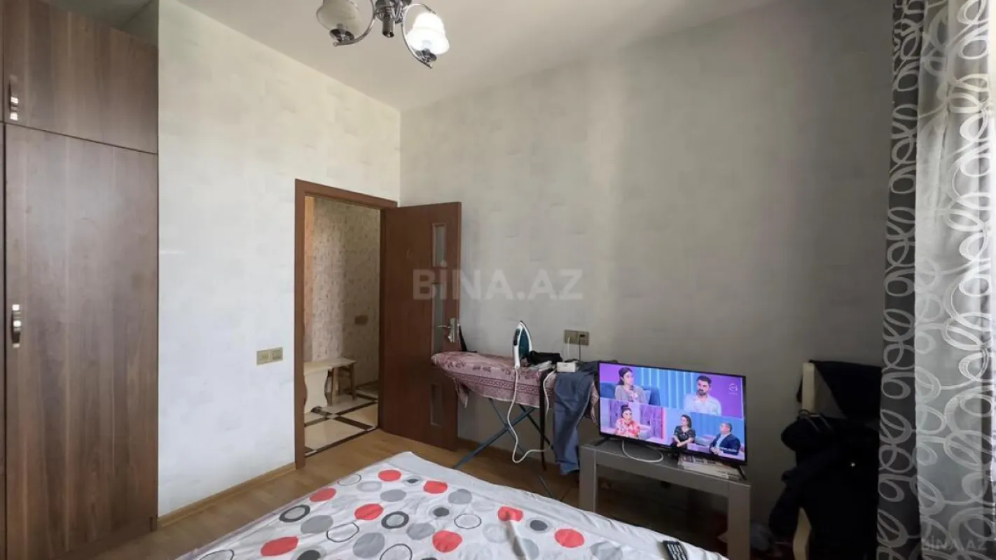 Satılır 2 otaqlı mənzil 65 m²