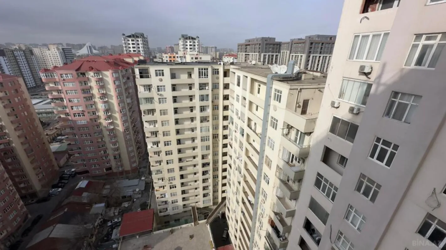 Satılır 2 otaqlı mənzil 65 m²