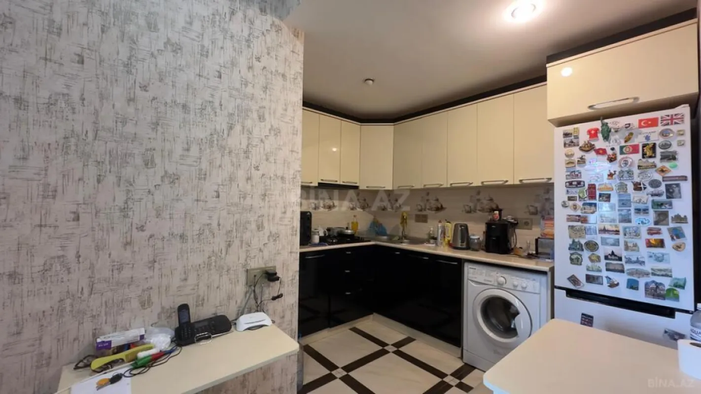 Satılır 2 otaqlı mənzil 65 m²