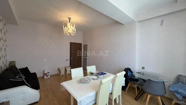 Satılır 2 otaqlı mənzil 65 m²