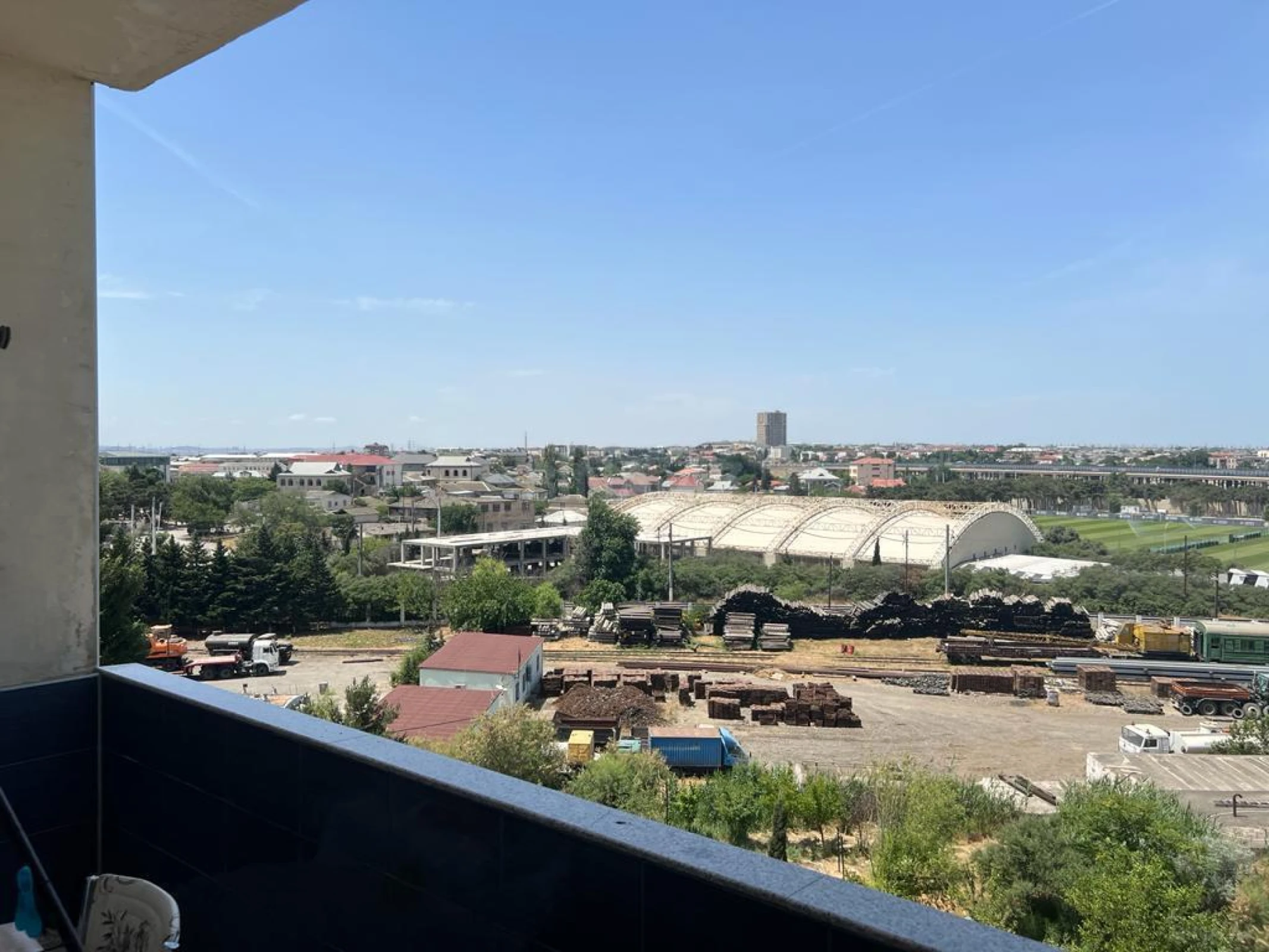 Satılır 3 otaqlı mənzil 97 m²