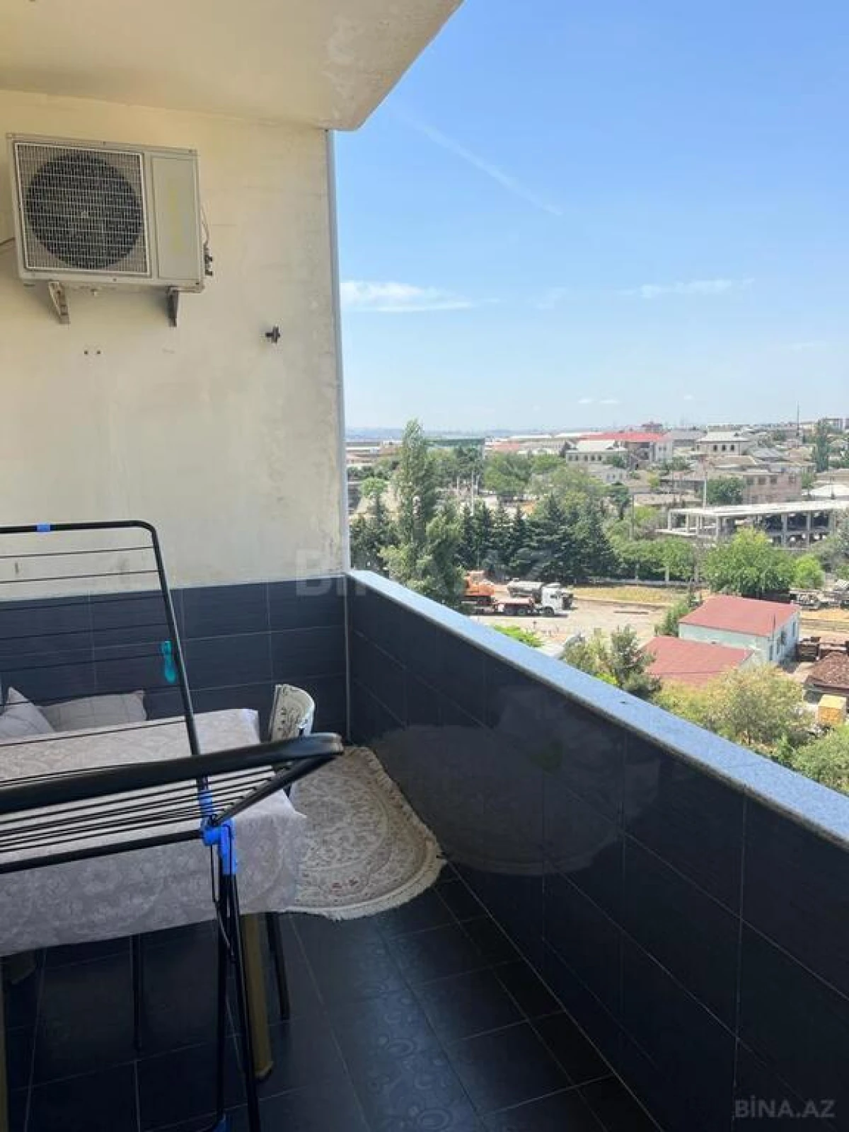 Satılır 3 otaqlı mənzil 97 m²