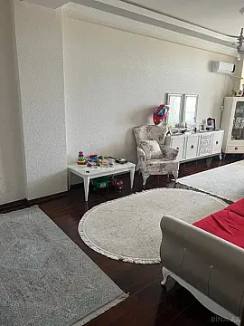 Satılır 3 otaqlı mənzil 97 m²