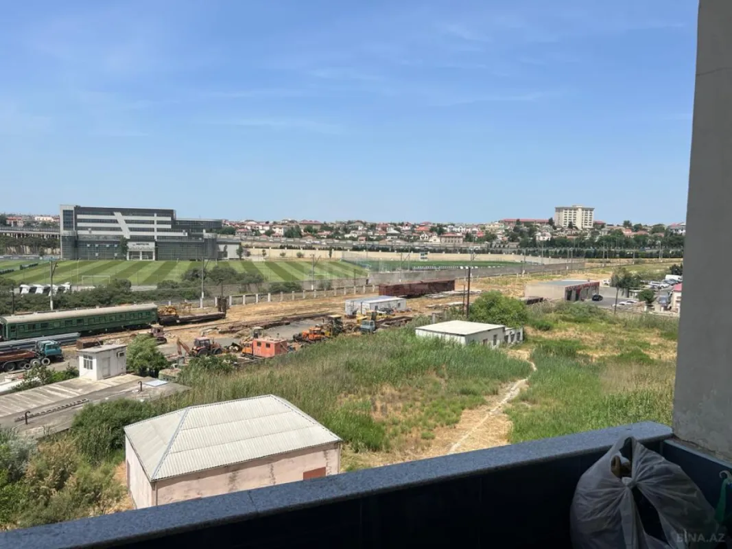 Satılır 3 otaqlı mənzil 97 m²