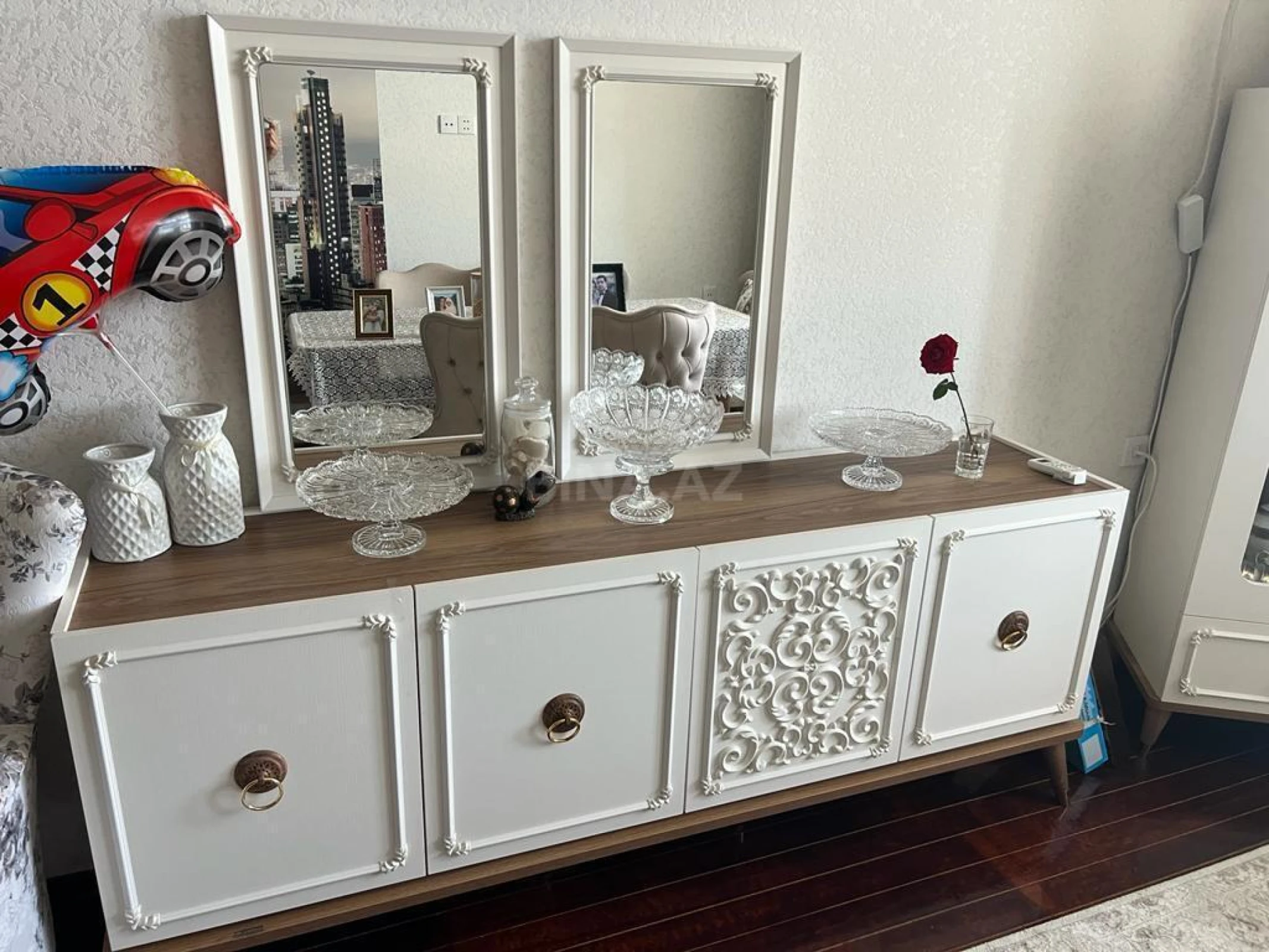 Satılır 3 otaqlı mənzil 97 m²