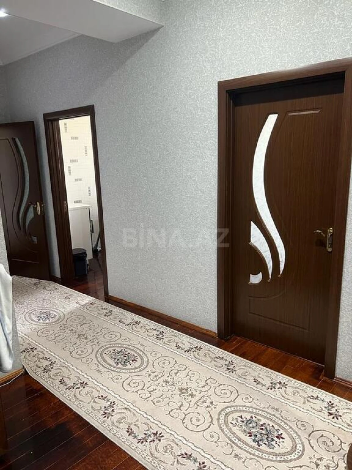 Satılır 3 otaqlı mənzil 97 m²