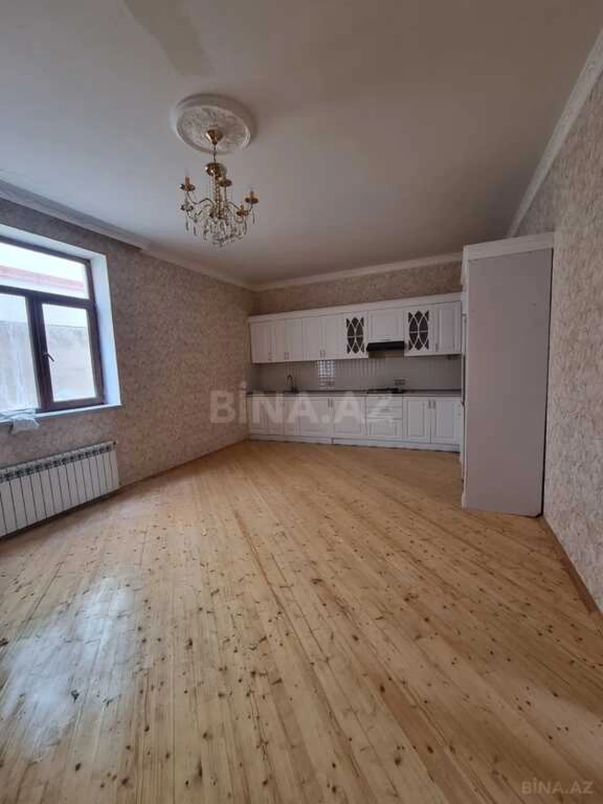 Satılır 5 otaqlı həyət evi 300 m²