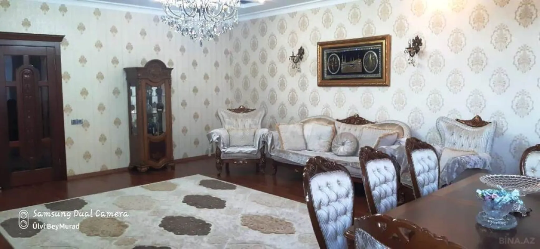 Satılır 4 otaqlı mənzil 250.5 m²