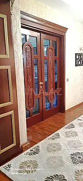 Satılır 4 otaqlı mənzil 250.5 m²