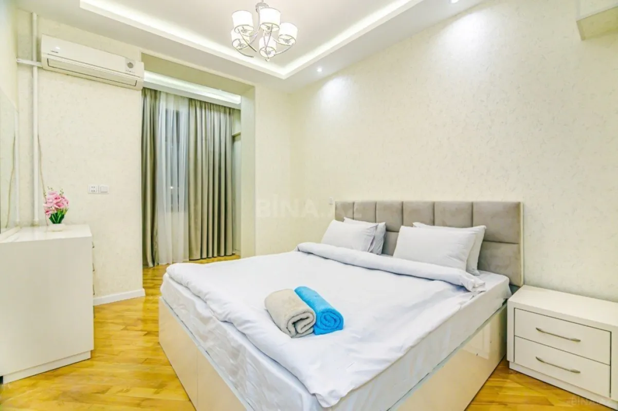 Kirayə verilir 3 otaqlı mənzil 101 m²