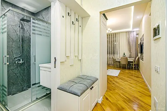 Kirayə verilir 3 otaqlı mənzil 101 m²