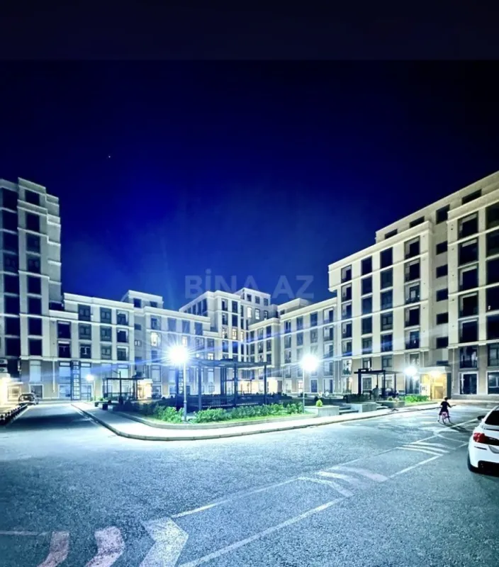 Satılır 3 otaqlı mənzil 117 m²