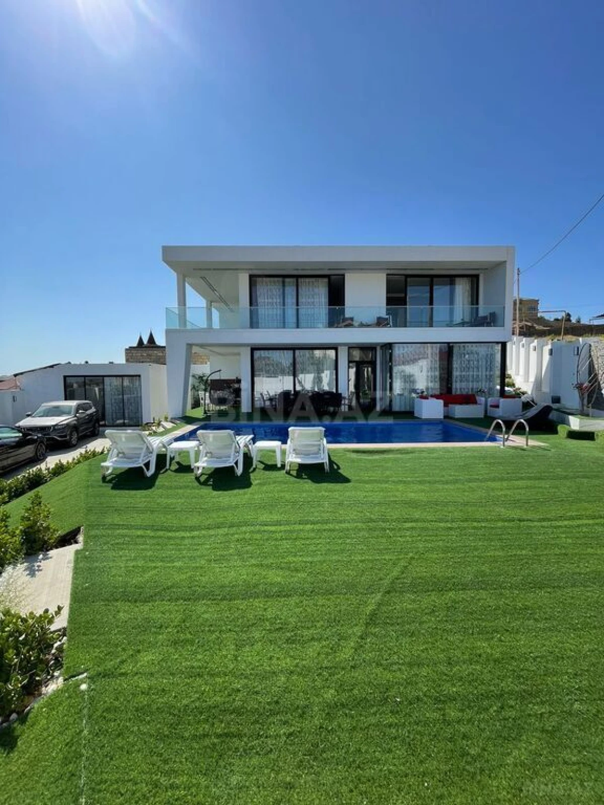 Kirayə verilir 5 otaqlı həyət evi 260 m²