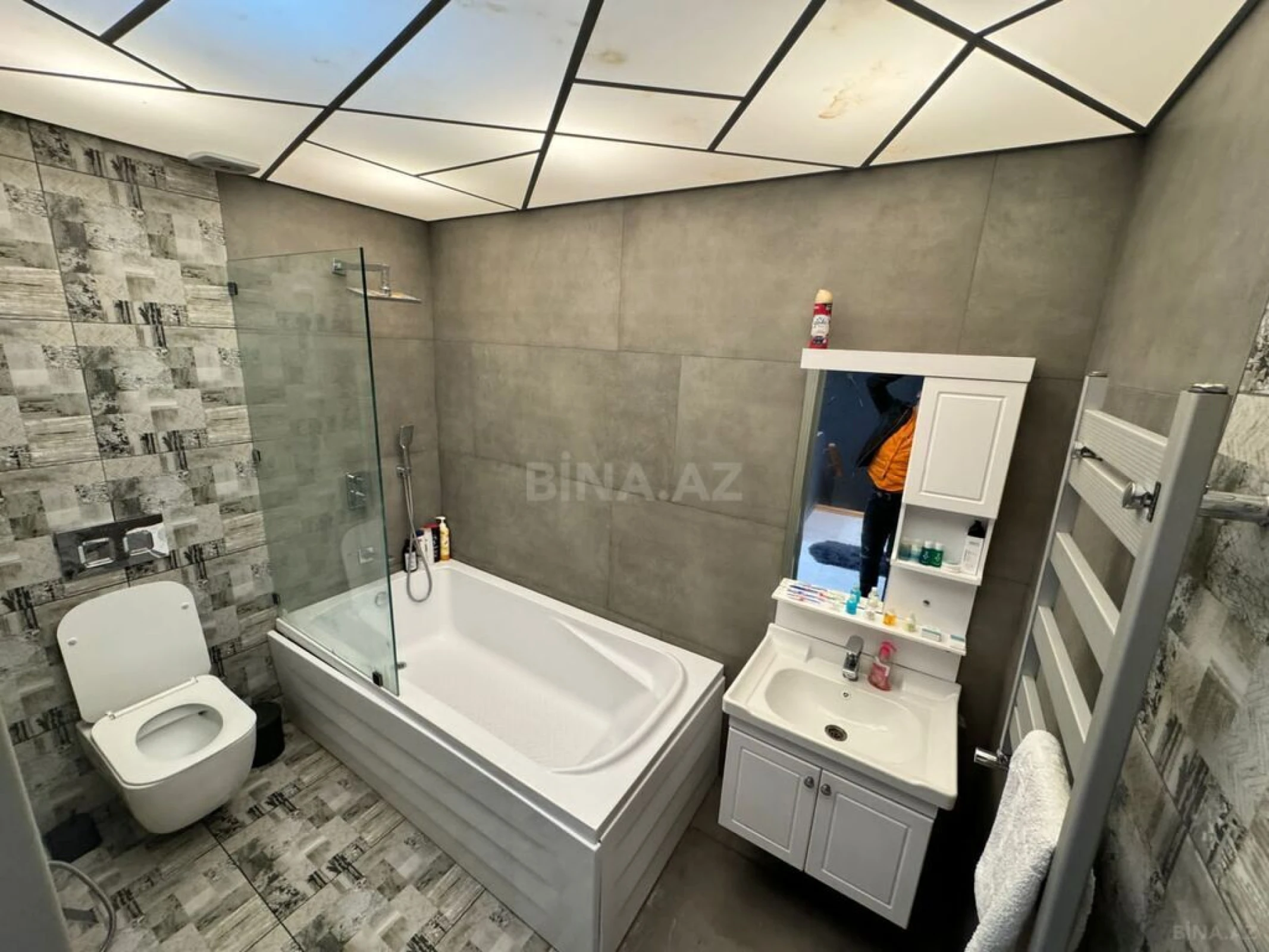 Kirayə verilir 5 otaqlı həyət evi 260 m²