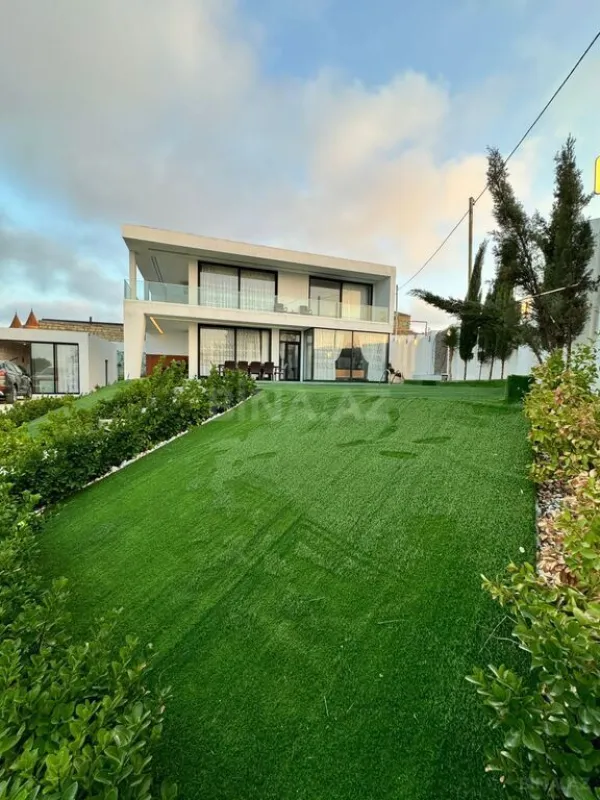 Kirayə verilir 5 otaqlı həyət evi 260 m²