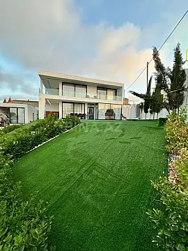 Kirayə verilir 5 otaqlı həyət evi 260 m²