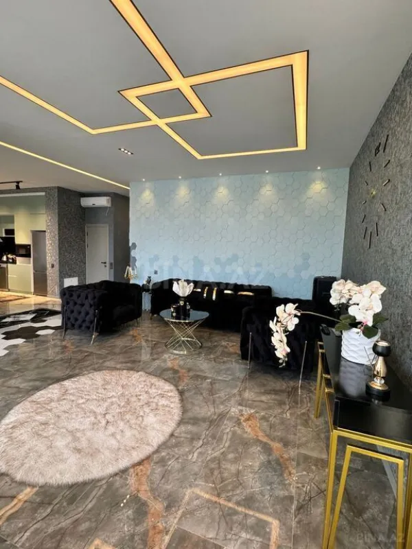 Kirayə verilir 5 otaqlı həyət evi 260 m²