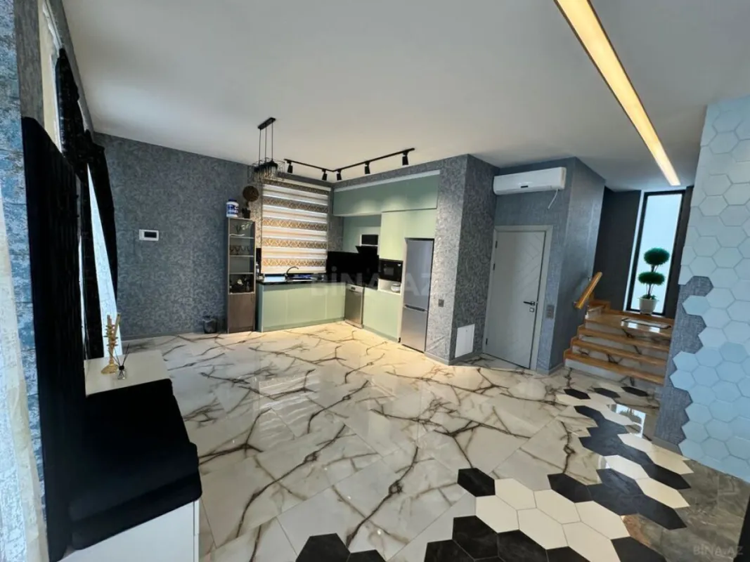 Kirayə verilir 5 otaqlı həyət evi 260 m²