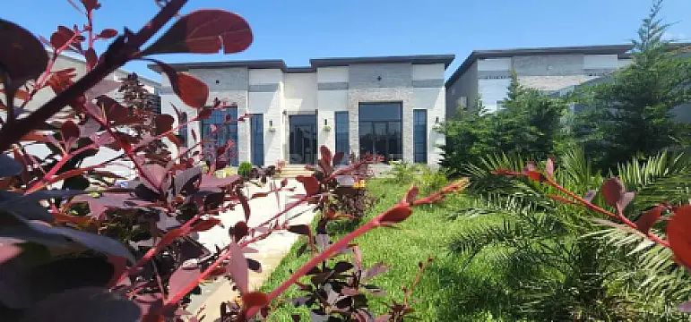 Kirayə verilir 4 otaqlı həyət evi 220 m²