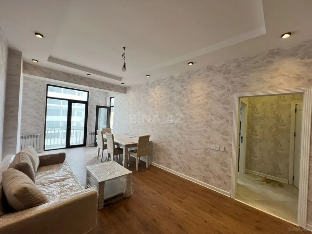 Satılır 2 otaqlı mənzil 68 m²