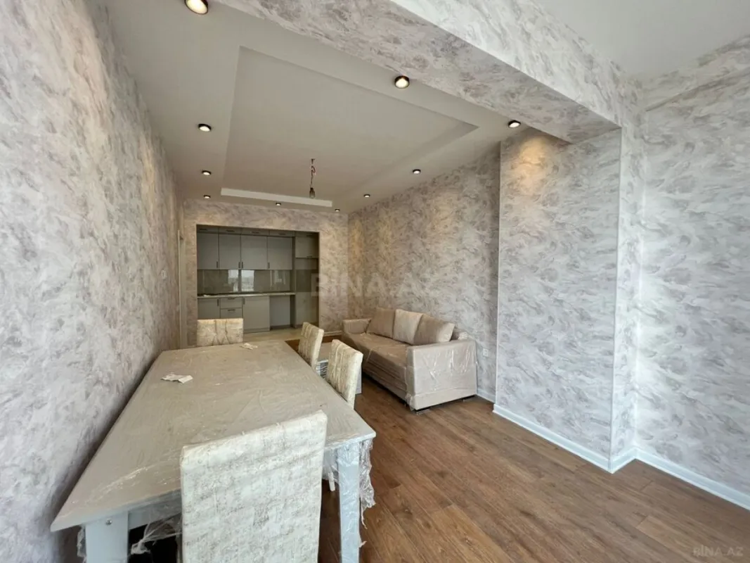 Satılır 2 otaqlı mənzil 68 m²