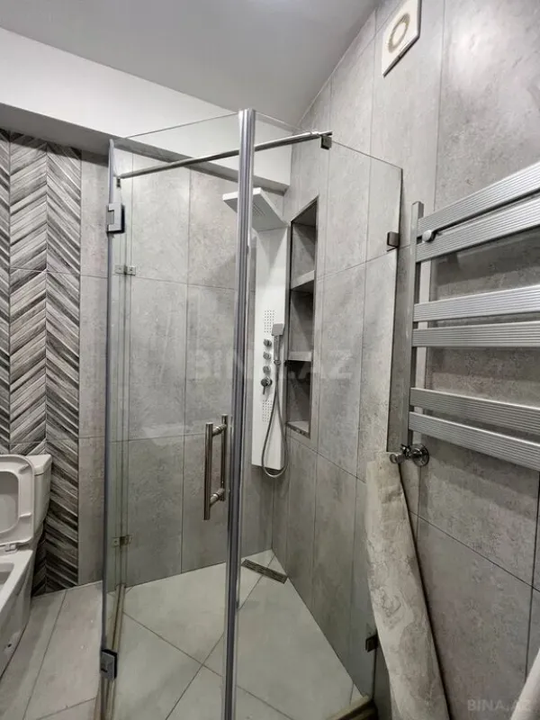 Satılır 2 otaqlı mənzil 68 m²