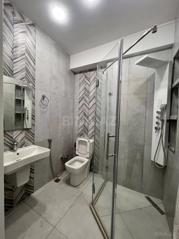 Satılır 2 otaqlı mənzil 68 m²