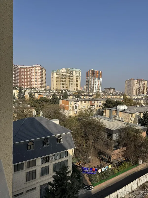 Satılır 2 otaqlı mənzil 66 m²