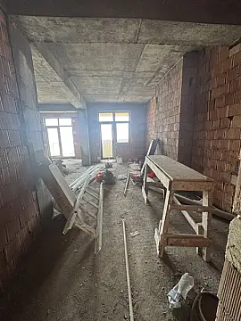 Satılır 2 otaqlı mənzil 66 m²