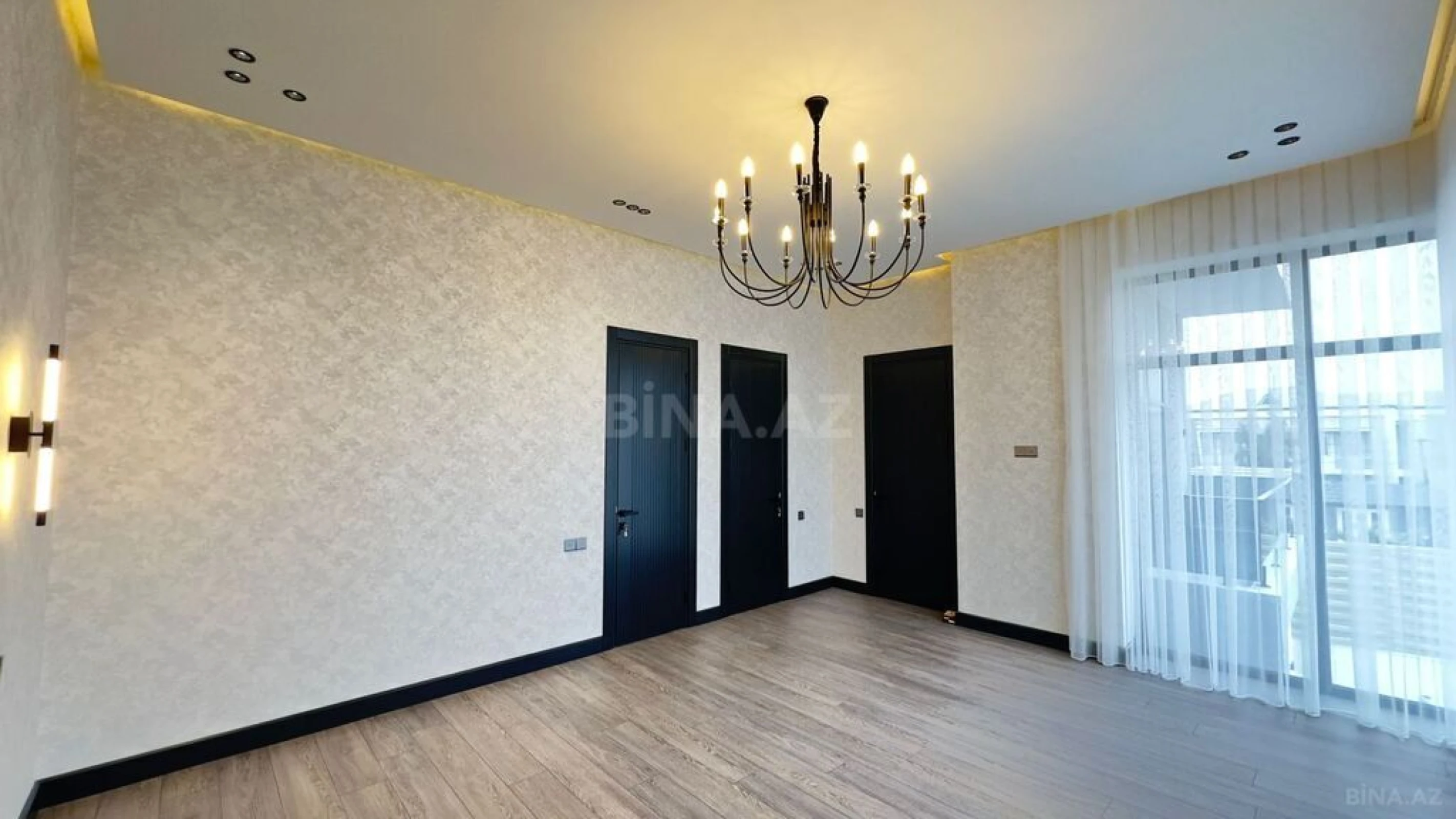 Satılır 6 otaqlı həyət evi 450 m²