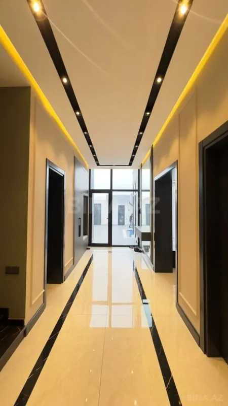 Satılır 6 otaqlı həyət evi 450 m²