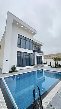 Satılır 6 otaqlı həyət evi 450 m²