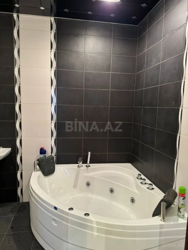Satılır 3 otaqlı mənzil 120 m²