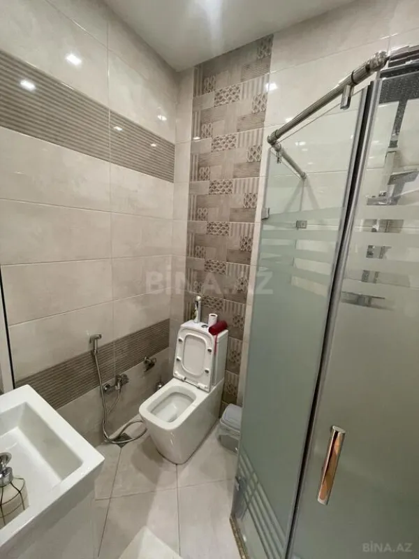 Satılır 2 otaqlı mənzil 102 m²