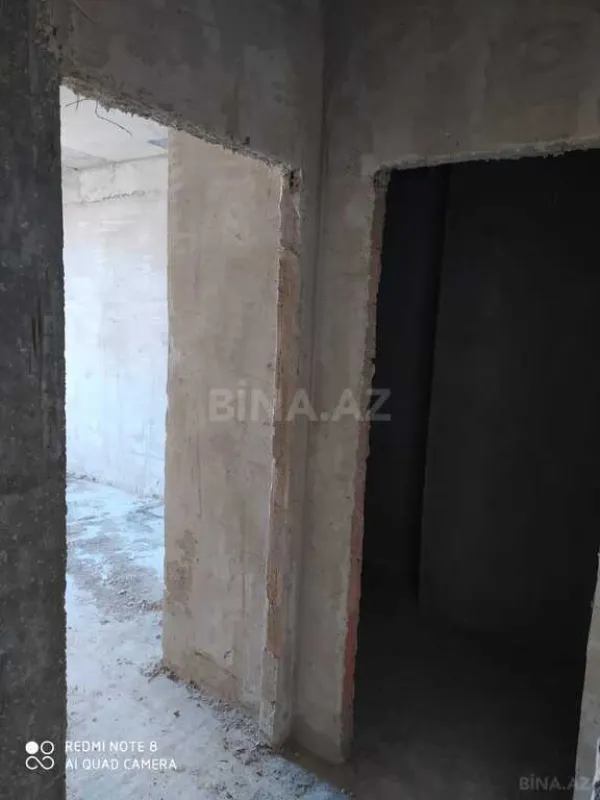 Satılır 3 otaqlı mənzil 124 m²