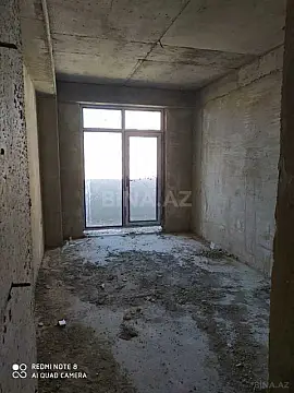 Satılır 3 otaqlı mənzil 124 m²