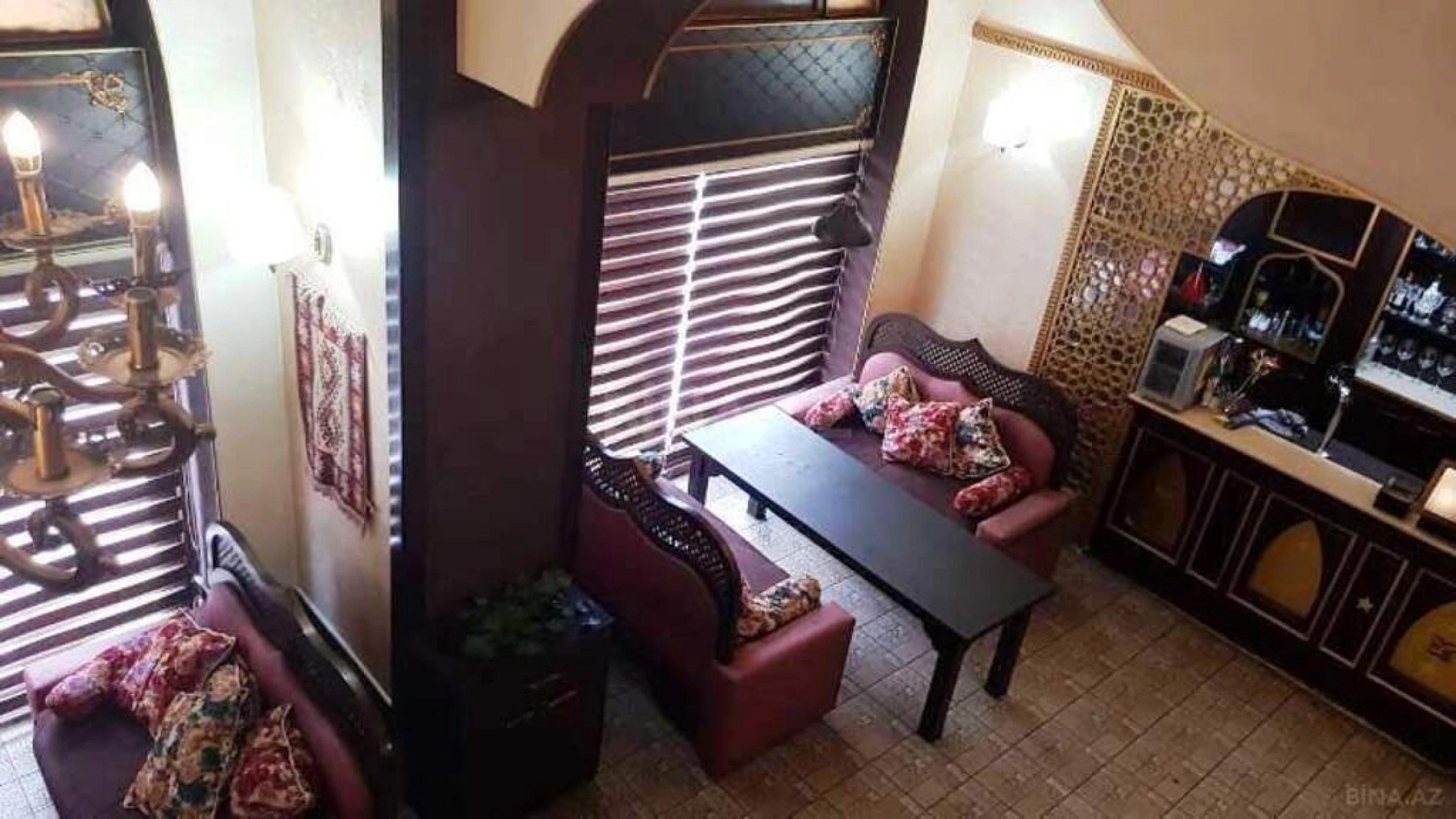 Satılır obyekt 285 m²