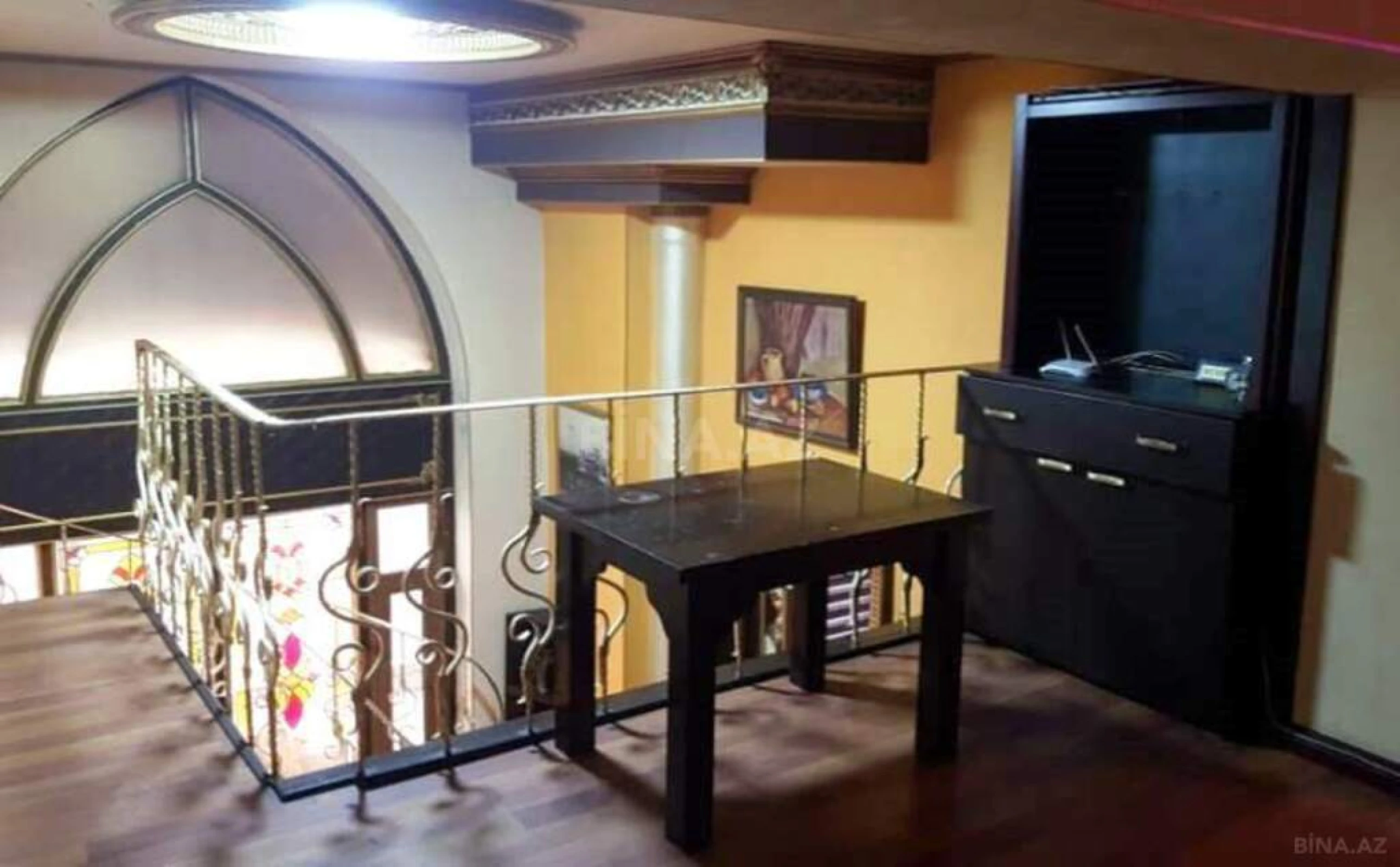 Satılır obyekt 285 m²