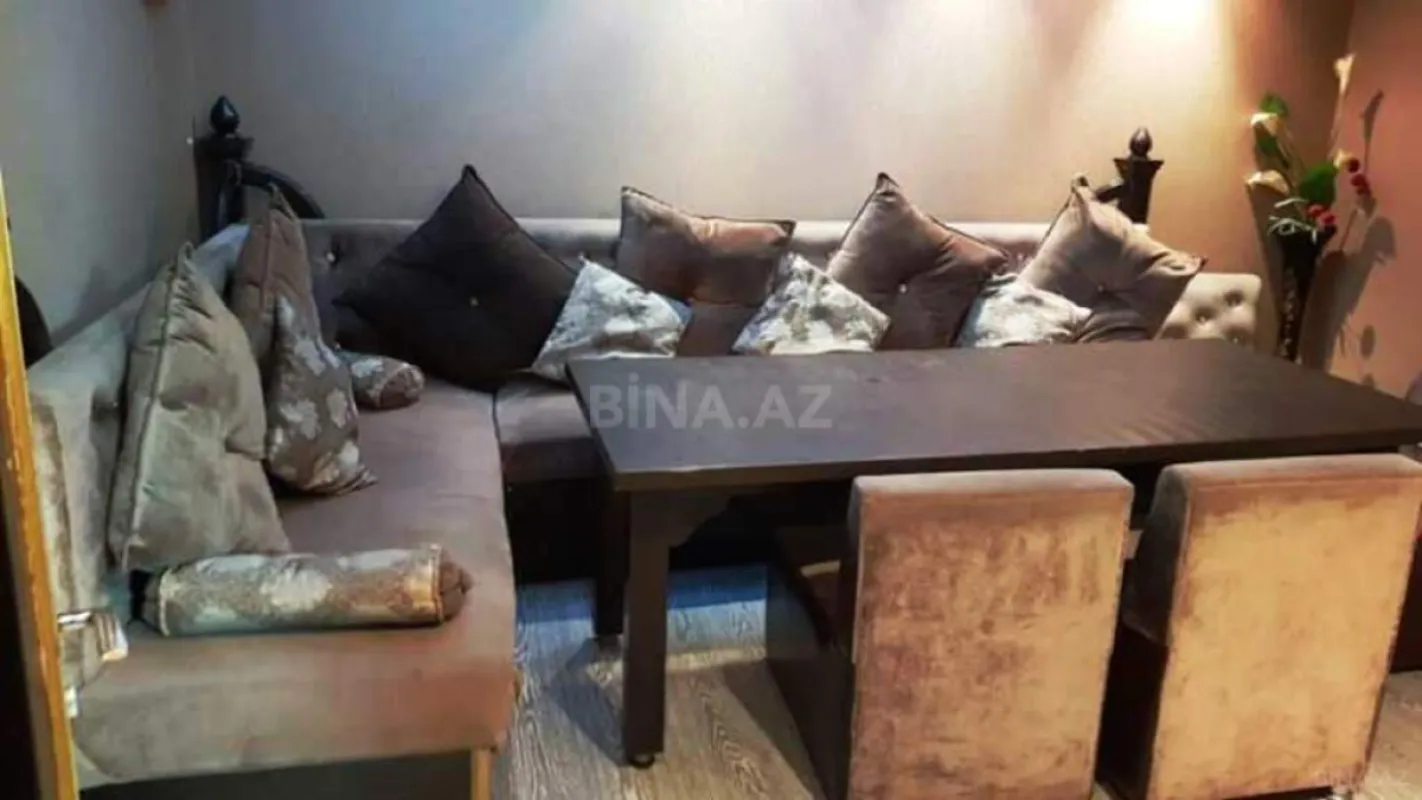 Satılır obyekt 285 m²