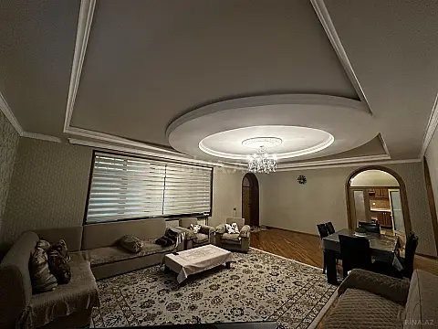 Satılır 7 otaqlı həyət evi 290 m²