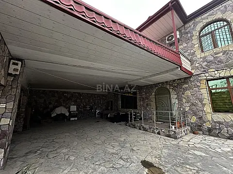 Satılır 7 otaqlı həyət evi 290 m²
