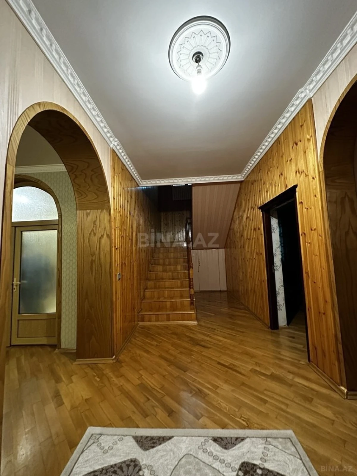 Satılır 7 otaqlı həyət evi 290 m²