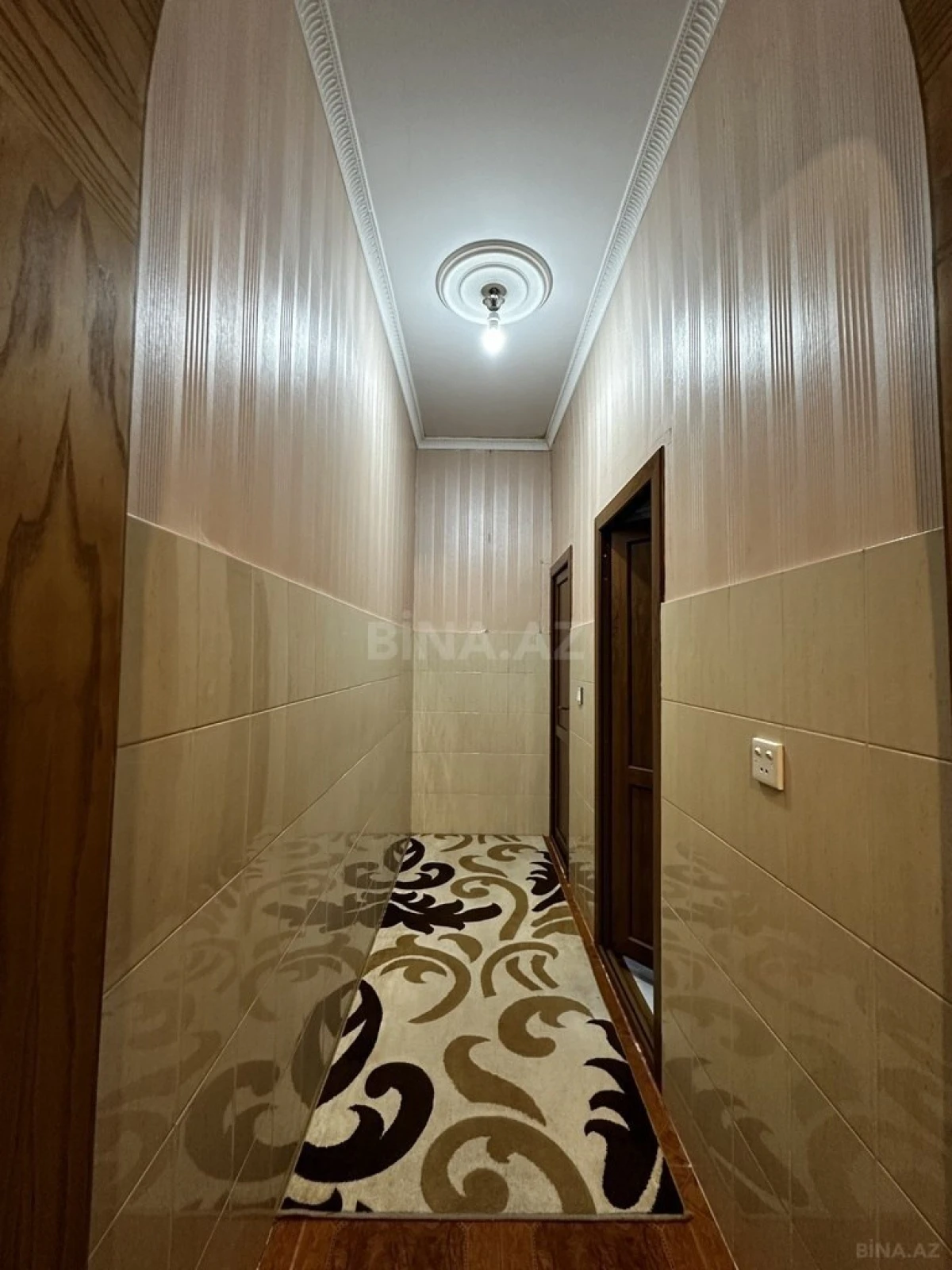 Satılır 7 otaqlı həyət evi 290 m²