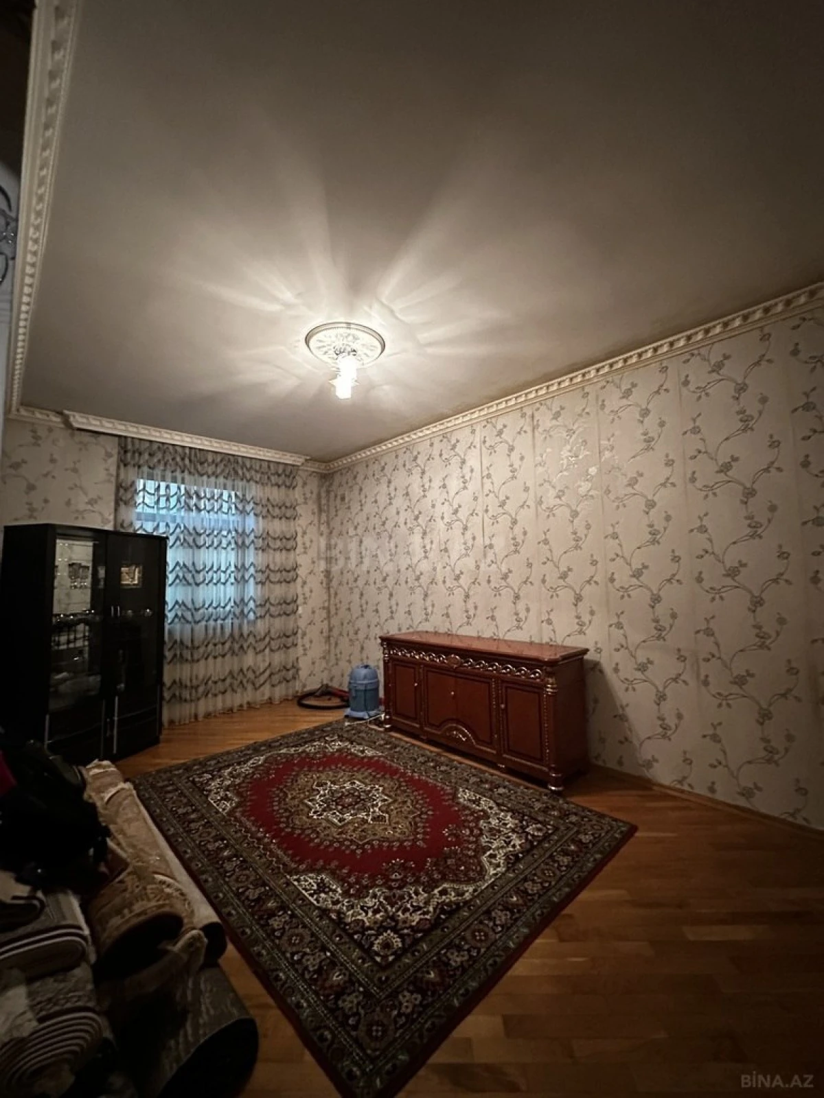 Satılır 7 otaqlı həyət evi 290 m²