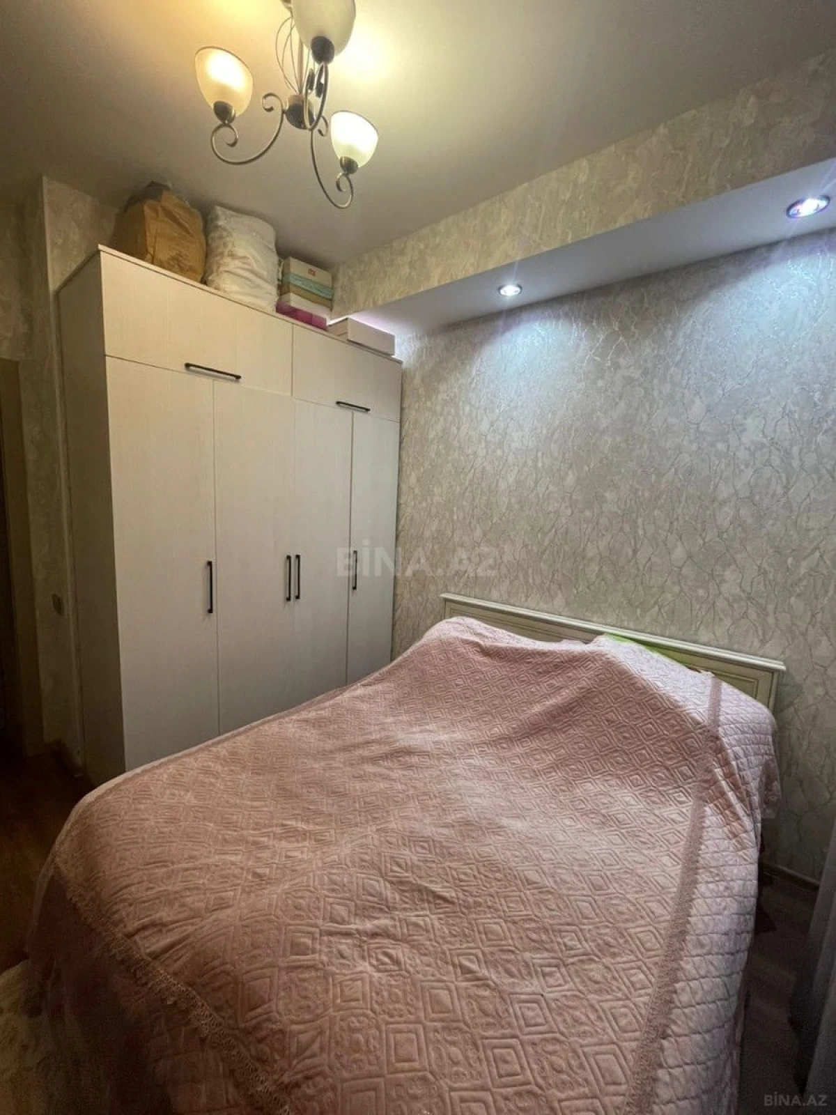 Satılır 1 otaqlı mənzil 41 m²