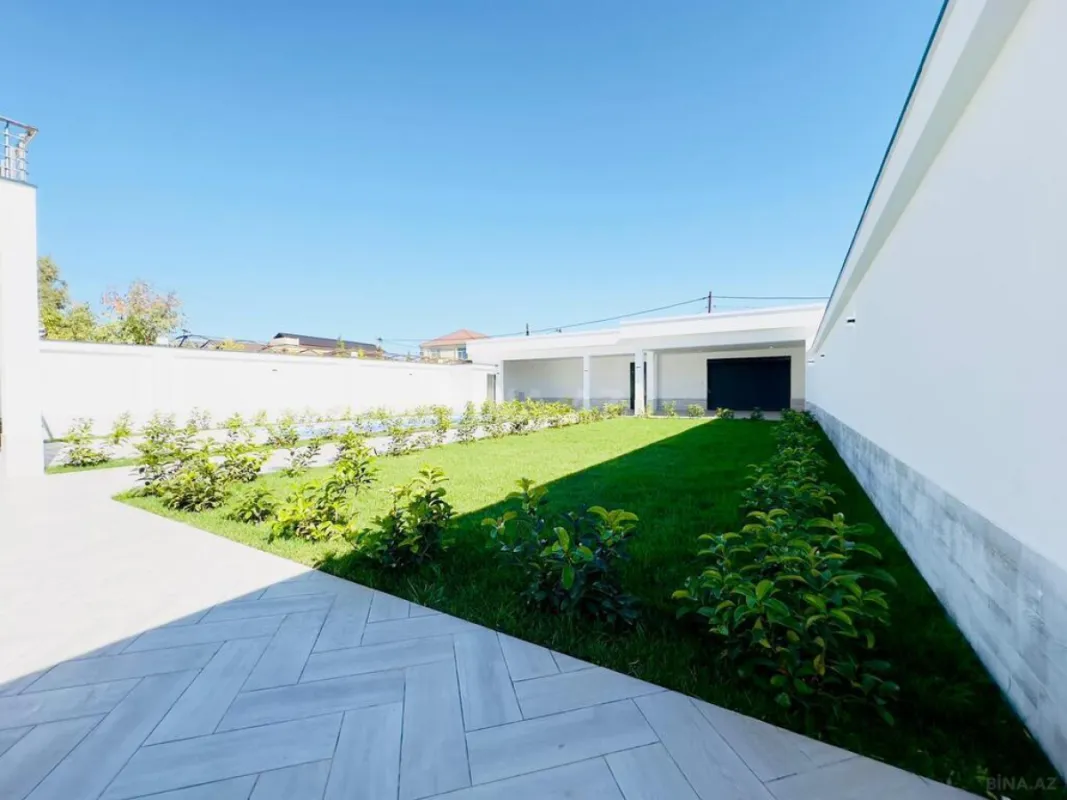 Satılır 5 otaqlı həyət evi 320 m²
