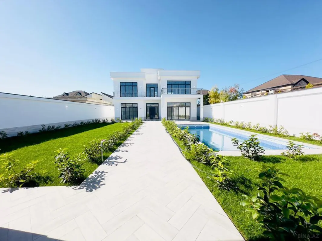 Satılır 5 otaqlı həyət evi 320 m²